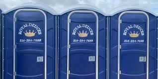 Best Portable Restroom Servicing (Cleaning and Restocking)  in Miami Shores, FL